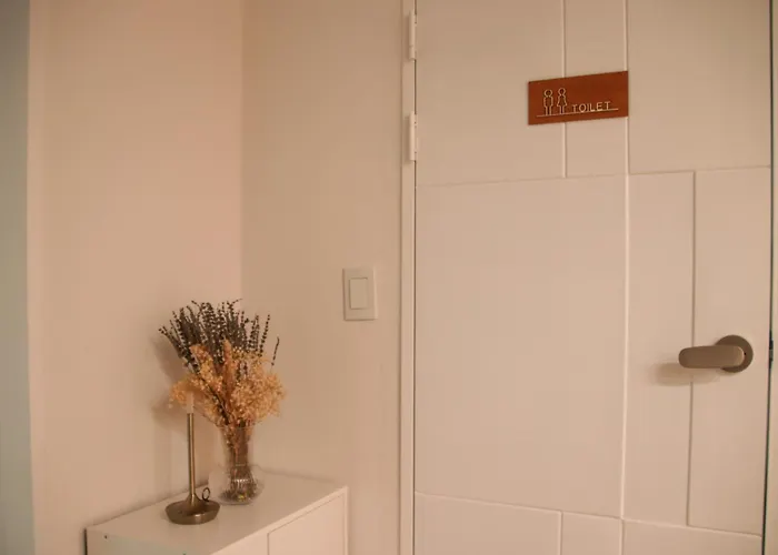 4-min Walk To Line 9, Free Parking, Lotte World, Kspo & Coex