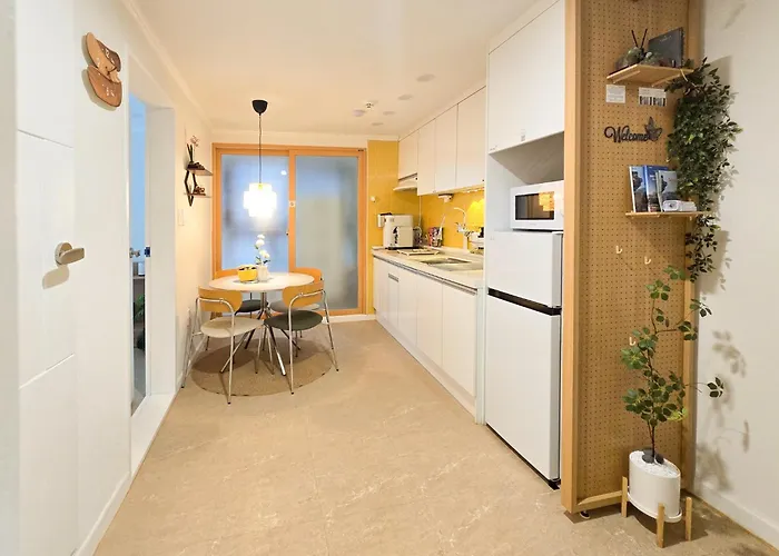 4-min Walk To Line 9, Free Parking, Lotte World, Kspo & Coex 首爾